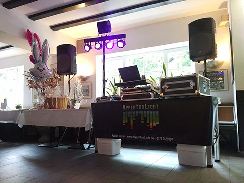 DJ Hochzeit Köln mit HyperTonLicht in der Decksteiner Mühle Köln Lindenthal
