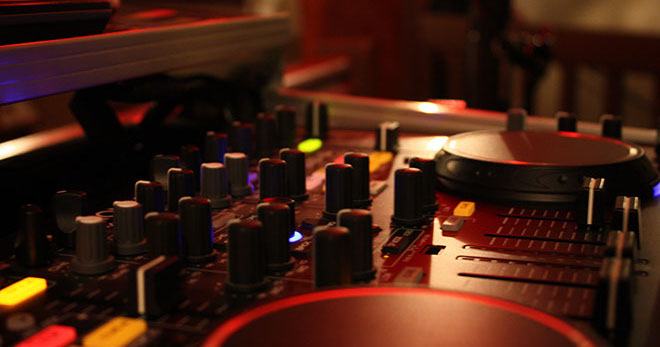 DJ ohne Technik in NRW für Hochzeit